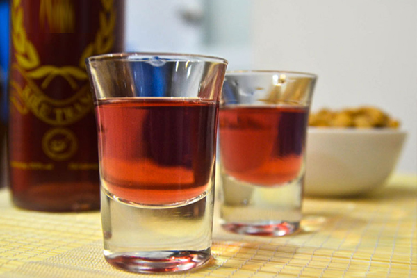 cách ngâm rượu táo mèo 4