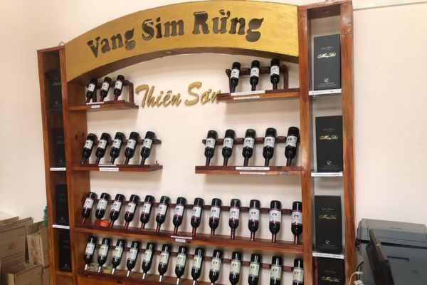 Rượu Sim Măng Đen 3 Rượu Sim Măng Đen 3