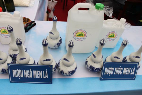Rượu ngô men lá Na Hang 6