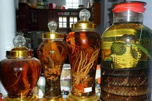 Rượu Kim Sơn 1