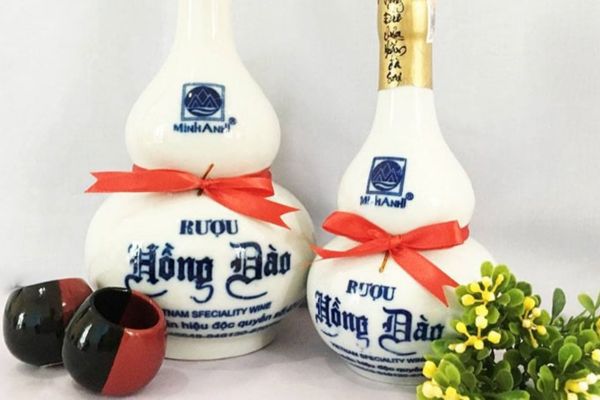 Rượu hồng đào Quảng Nam 1 Rượu hồng đào Quảng Nam 1