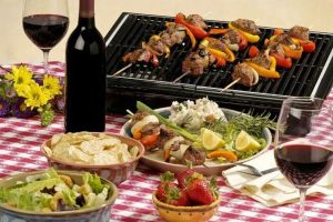 Thịt nướng BBQ kèm với Shiraz
