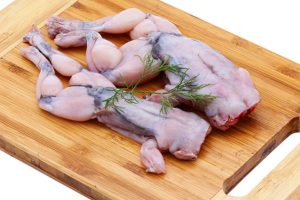 Ếch ngon, sạch trước khi chế biến