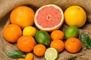 Nguyên liệu để làm rượu cam cho 4 người thơm ngon, đúng vị