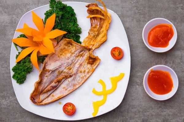 Mưc khô 1