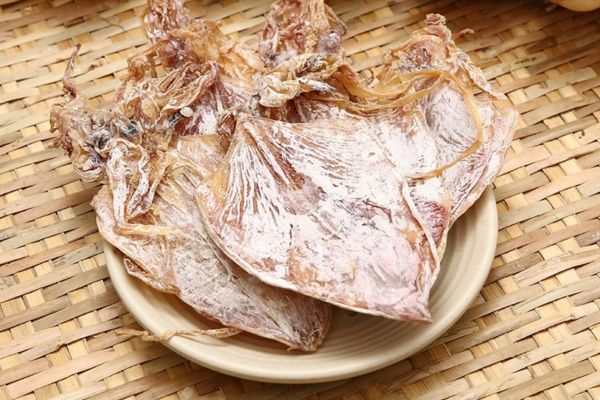 Công dụng tuyệt vời khi ăn mực khô