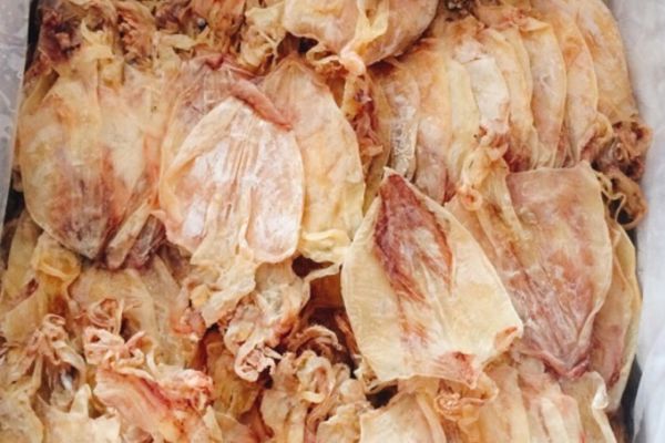 Hướng dẫn lựa chọn mực khô sạch và tươi ngon